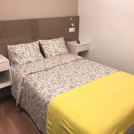 Residencia Compostela 2-3